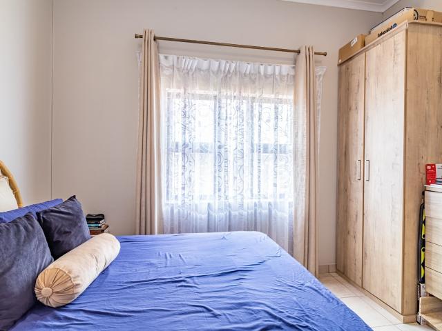 2 Bedroom Apartment / Flat For Sale in Whiteridge