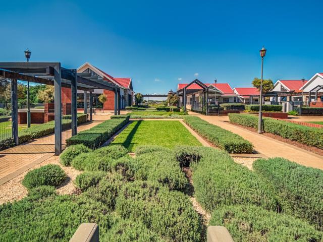 2 Bedroom Apartment / Flat For Sale in Witfontein