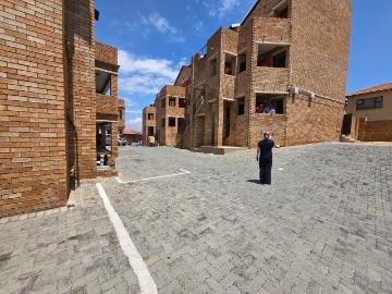 2 Bedroom Apartment / Flat For Sale in Winchester Hills