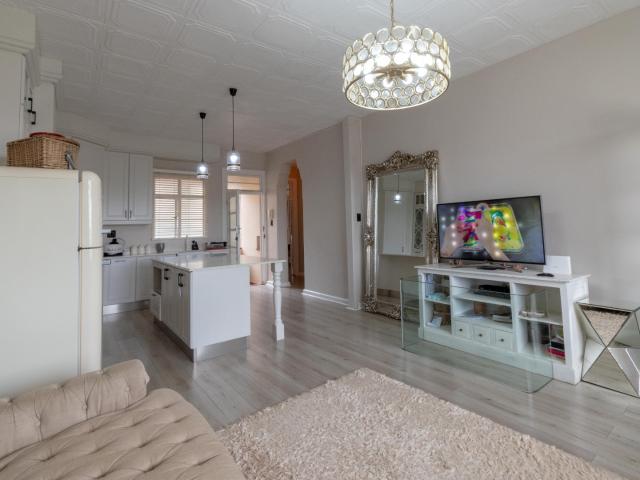 2 Bedroom Apartment / Flat For Sale in Windermere