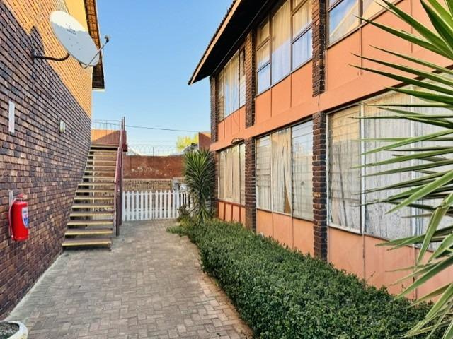 2 Bedroom Apartment / Flat For Sale in Towerby