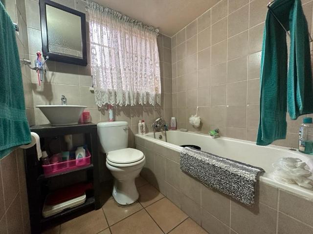 2 Bedroom Apartment / Flat For Sale in Townsview