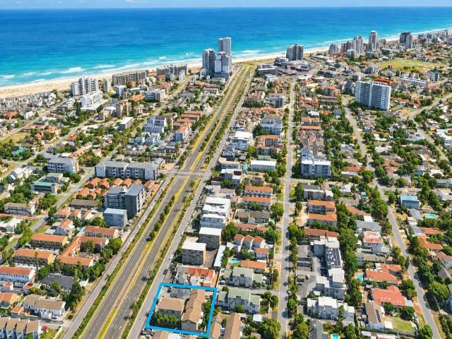 2 Bedroom Apartment / Flat For Sale in Table View