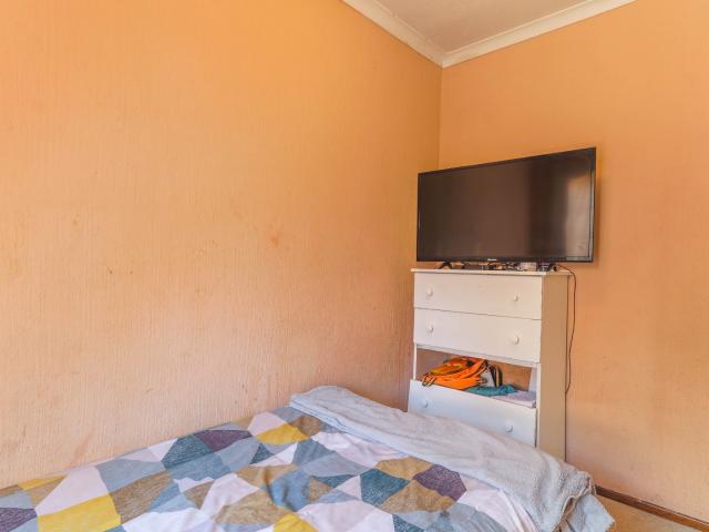 2 Bedroom Apartment / Flat For Sale in The Reeds