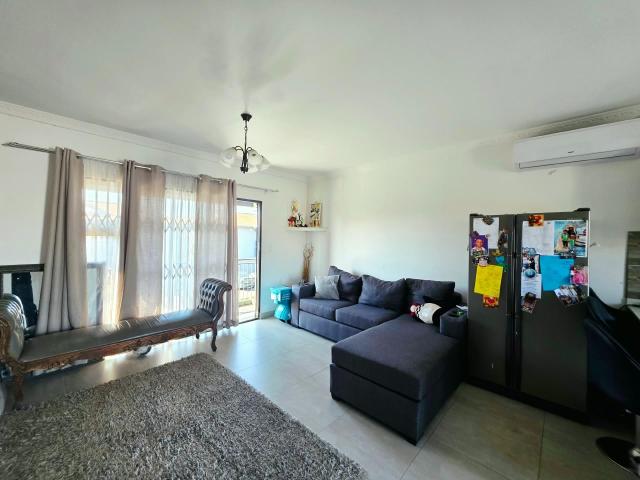 2 Bedroom Apartment / Flat For Sale in Trenance Manor