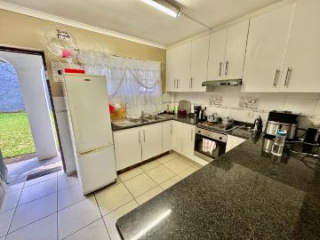 2 Bedroom Apartment / Flat For Sale in Umtentweni