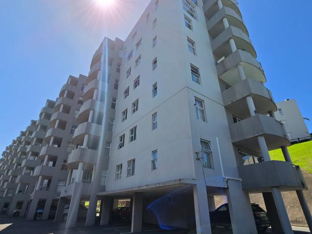 2 Bedroom Apartment / Flat For Sale in Umgeni Park