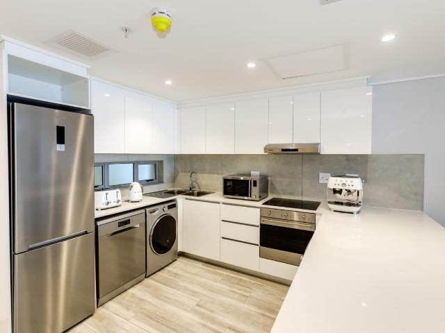2 Bedroom Apartment / Flat For Sale in Umhlanga Central