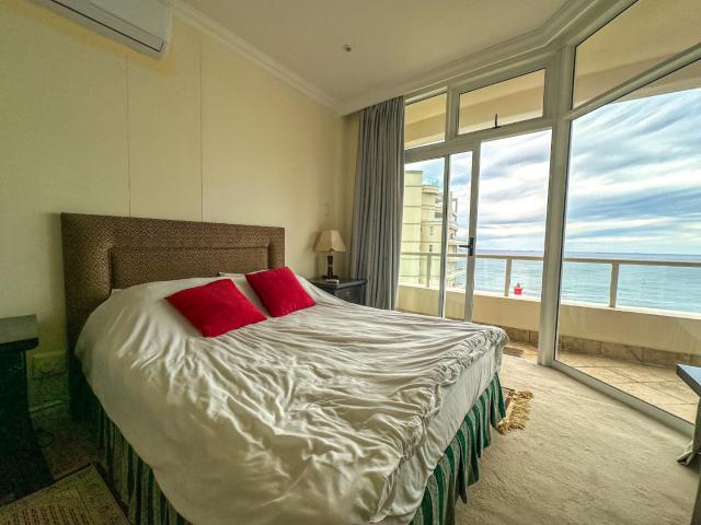 2 Bedroom Apartment / Flat For Sale in Umhlanga Central