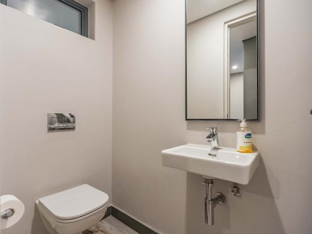 2 Bedroom Apartment / Flat For Sale in Umhlanga Ridge