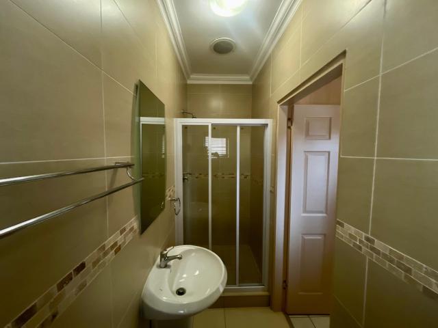 2 Bedroom Apartment / Flat For Sale in Umhlanga Ridge