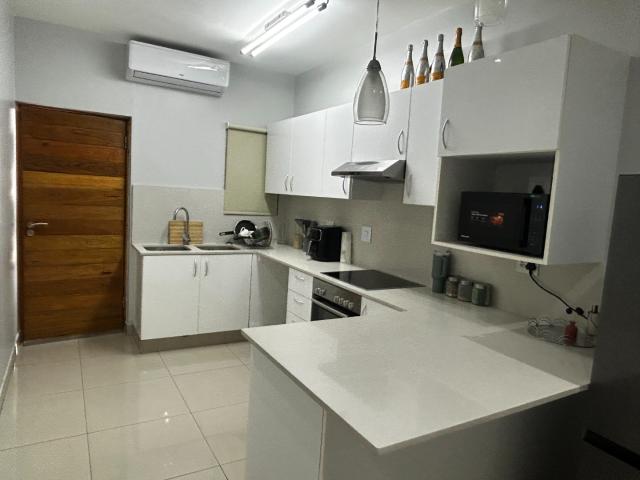2 Bedroom Apartment / Flat For Sale in Umhlanga Ridge