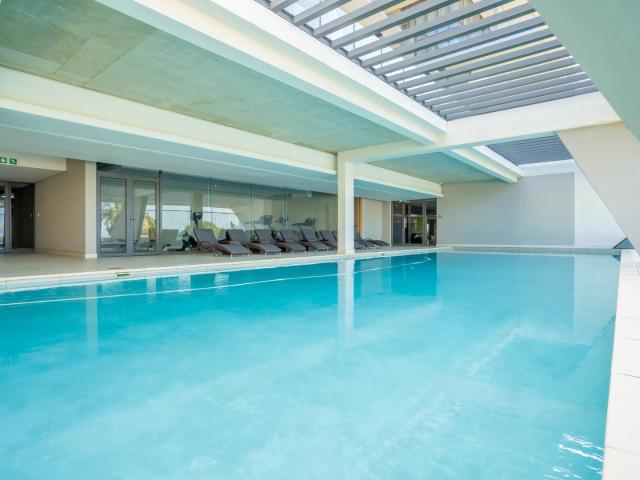 2 Bedroom Apartment / Flat For Sale in Umhlanga Ridge