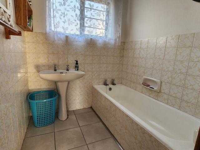 2 Bedroom Apartment / Flat For Sale in Umkomaas