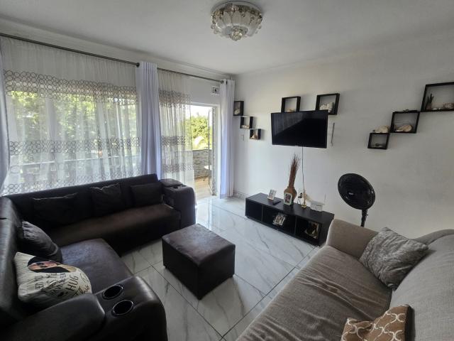 2 Bedroom Apartment / Flat For Sale in Umkomaas