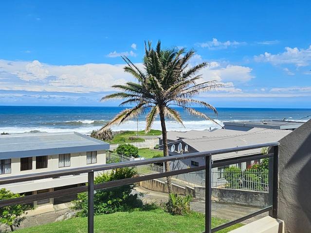 2 Bedroom Apartment / Flat For Sale in Uvongo Beach