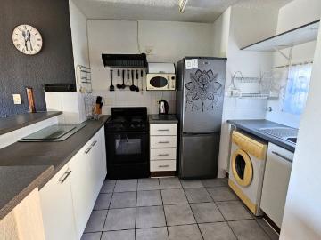 2 Bedroom Apartment / Flat For Sale in Uvongo Beach