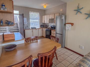 2 Bedroom Apartment / Flat For Sale in Uvongo
