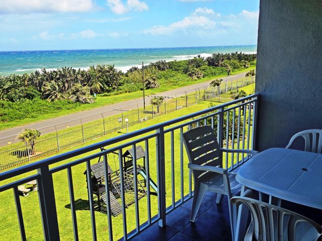 2 Bedroom Apartment / Flat For Sale in Uvongo