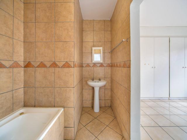 2 Bedroom Apartment / Flat For Sale in Vorna Valley