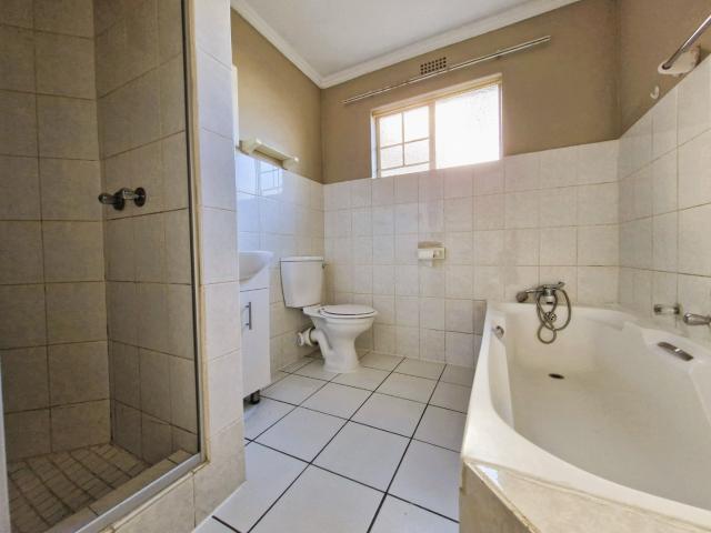 2 Bedroom Apartment / Flat For Sale in Vorna Valley