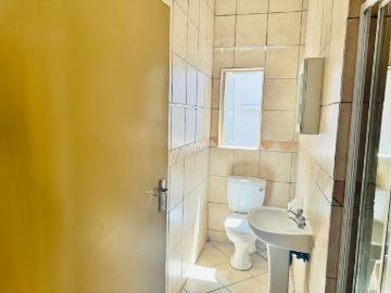 2 Bedroom Apartment / Flat For Sale in Vorna Valley
