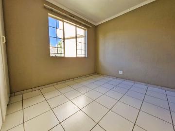 2 Bedroom Apartment / Flat For Sale in Vorna Valley