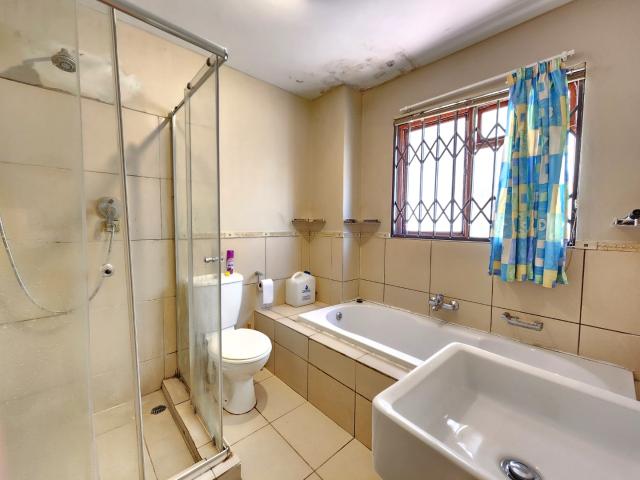 2 Bedroom Apartment / Flat For Sale in Vorna Valley