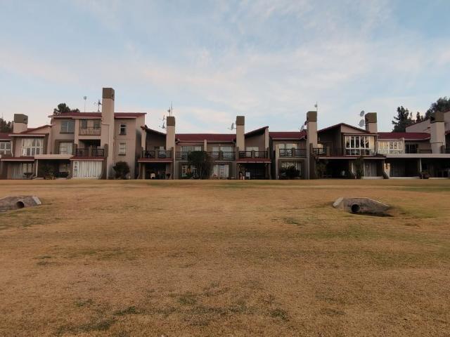 2 Bedroom Apartment / Flat For Sale in Vaalpark