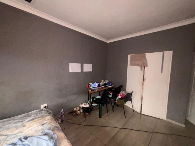 2 Bedroom Apartment / Flat For Sale in Vanderbijlpark CW 6