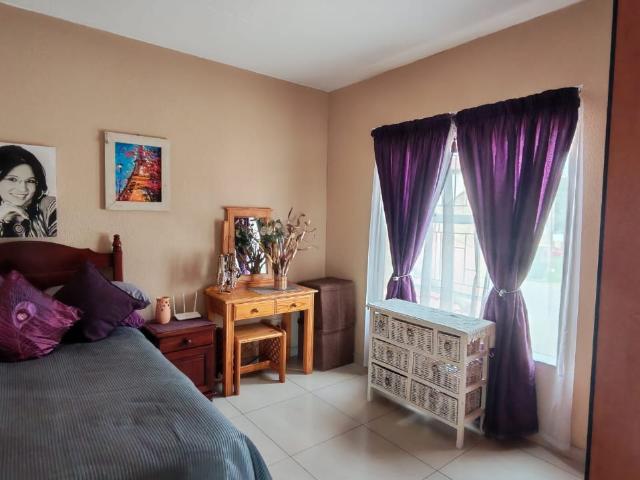 2 Bedroom Apartment / Flat For Sale in Vanderbijlpark SE 2