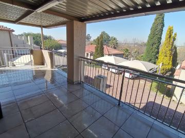 2 Bedroom Apartment / Flat For Sale in Vanderbijlpark SW 5