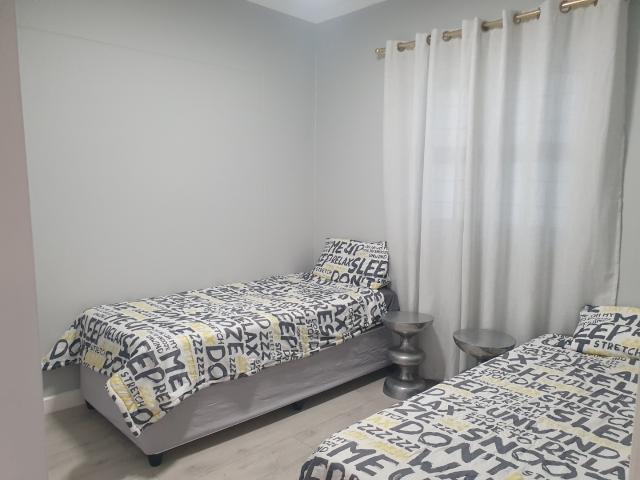 2 Bedroom Apartment / Flat To Rent in Tyger Waterfront
