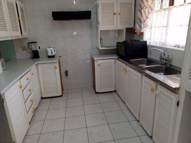 2 Bedroom Apartment / Flat To Rent in Umtentweni