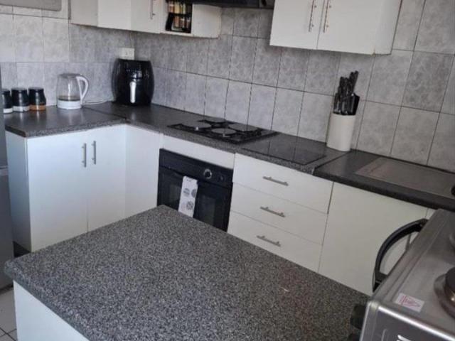 2 Bedroom Apartment / Flat to Rent in Vanderbijlpark CW 1