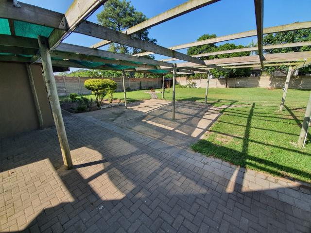 2 Bedroom Apartment / Flat To Rent in Veld En Vlei