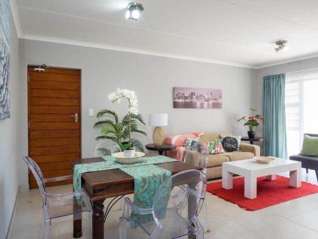 2 Bedroom Apartment / Flat to Rent in Vorna Valley