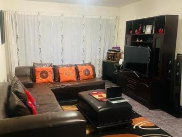 2 Bedroom Apartment / Flat to Rent in Vorna Valley