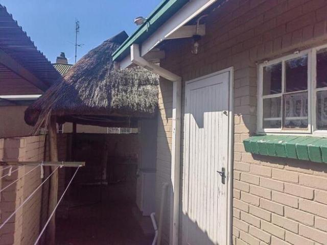 2 Bedroom Apartment / Flat to Rent in Westdene