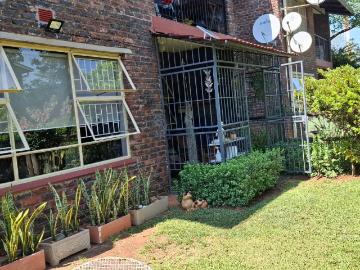 2 Bedroom Apartment / Flat To Rent in White River Central