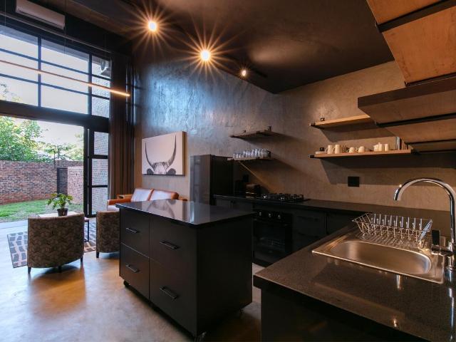 2 Bedroom Apartment / Flat To Rent in Alphen Park