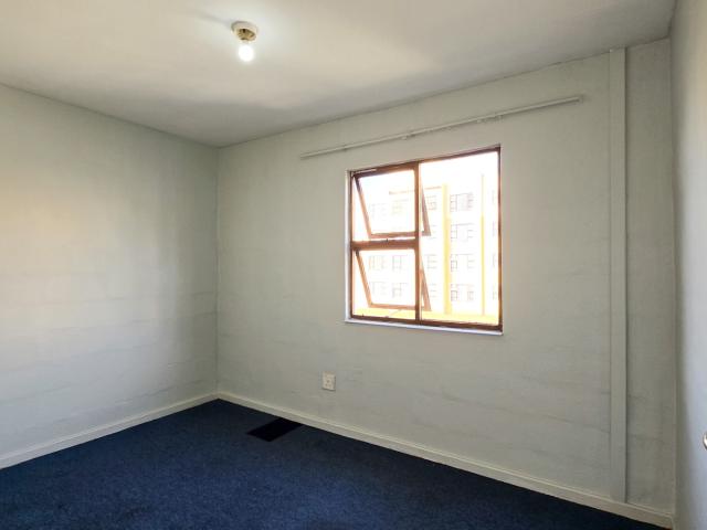 2 Bedroom Apartment / Flat To Rent in Amalinda