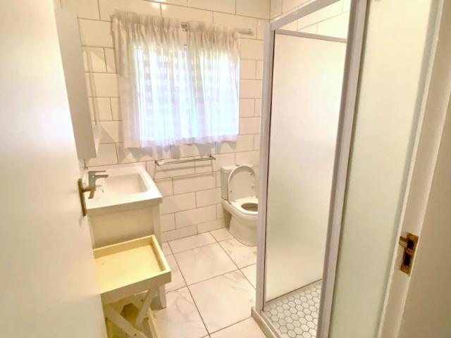 2 Bedroom Apartment / Flat To Rent in Amanzimtoti