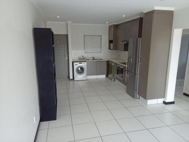 2 Bedroom Apartment / Flat to Rent in Barbeque Downs