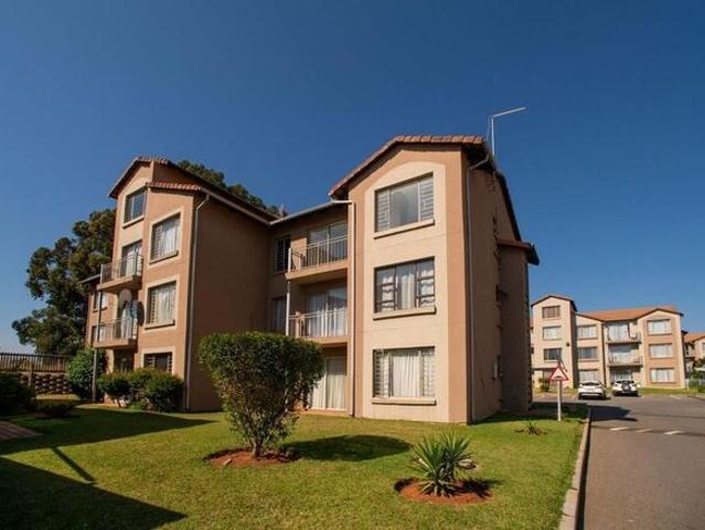 2 Bedroom Apartment / Flat to Rent in Benoni Central