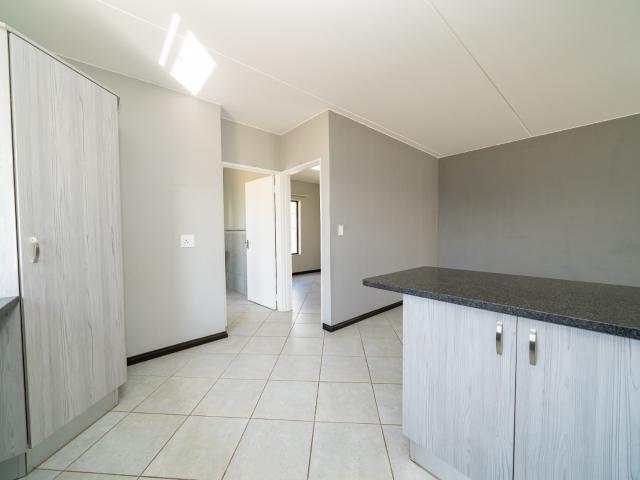 2 Bedroom Apartment / Flat To Rent in Benoni North
