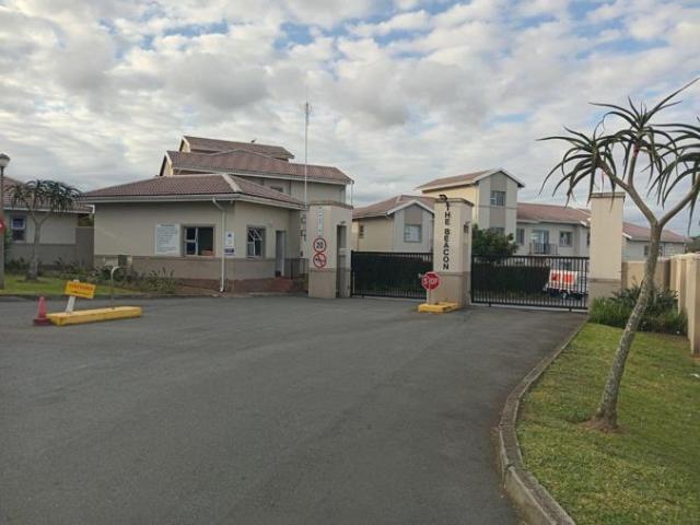2 Bedroom Apartment / Flat to Rent in Beacon Bay North