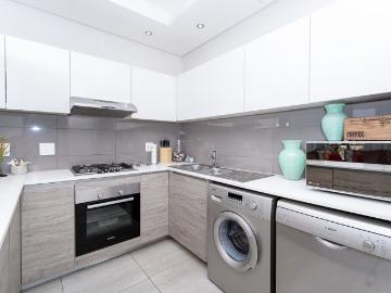 2 Bedroom Apartment / Flat To Rent in Bedfordview
