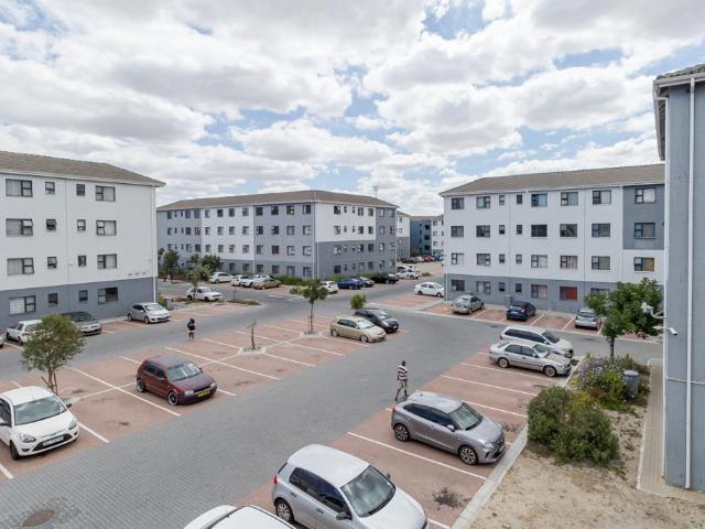 2 Bedroom Apartment / Flat to Rent in Belhar