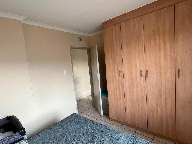 2 Bedroom Apartment / Flat To Rent in Boardwalk
